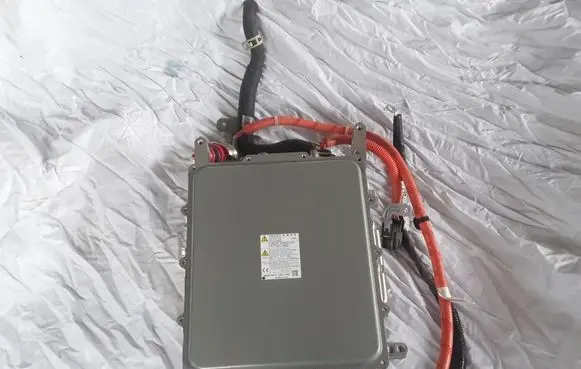 Mitsubishi Outlander Wireless charging module W005T70272