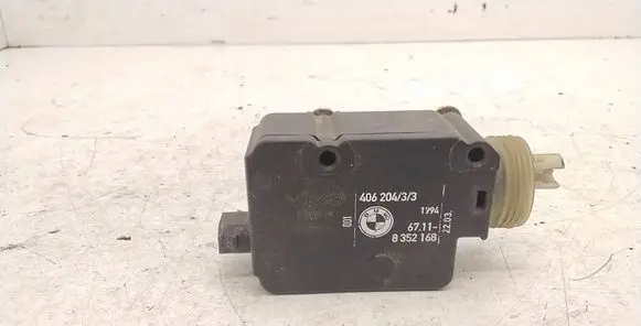 Fuel tank cap lock