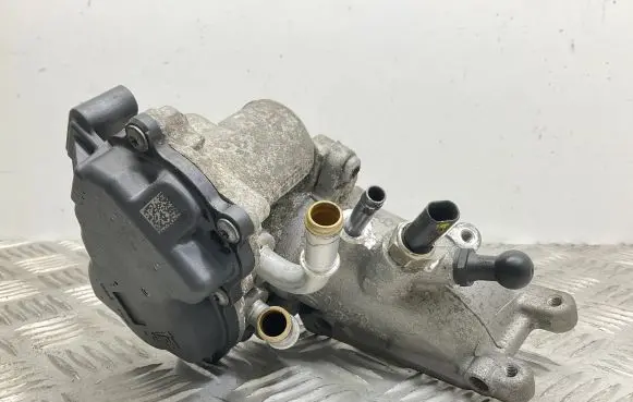 Skoda Superb B8 (3V) Throttle valve 04L128063AA 04L128637A
