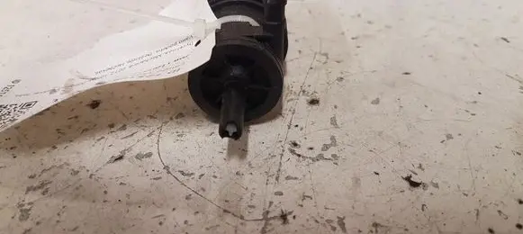 BMW 1 F20 F21 Windscreen/windshield washer pump 6712730258801 730258801