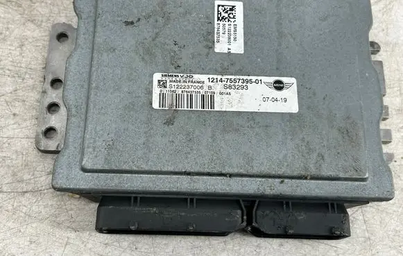 Mini One - Cooper F56 F55 Engine control unit/module S122237006B 7557395 S83293