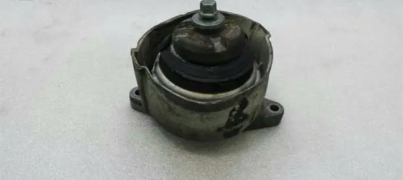 Mercedes-Benz S W221 Engine mount bracket A2202400917