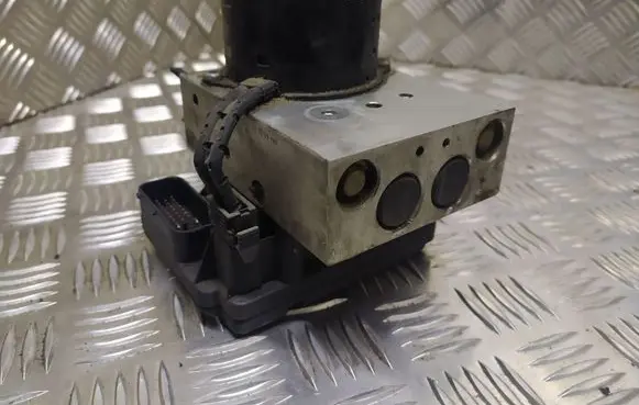 Seat Toledo II (1M) ABS Pump 1J0614417A 0310G9198