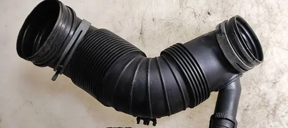 Volkswagen Eos Air intake hose/pipe 3C0129654P