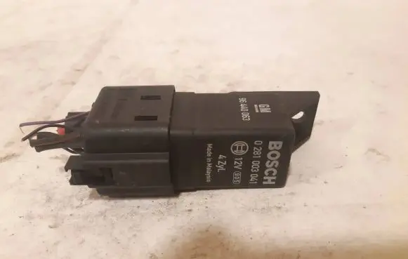 Chevrolet Captiva Glow plug pre-heat relay 96440063