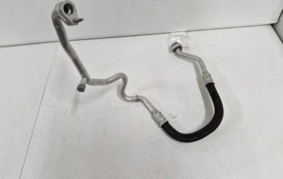 Audi RSQ3 Air conditioning (A/C) pipe/hose 8V0816743