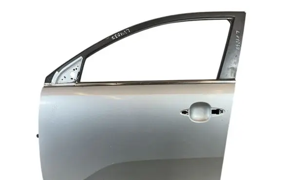 KIA Sportage Front door