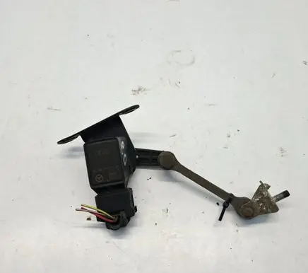 Mercedes-Benz SL R230 Air suspension front height level sensor A0025428818
