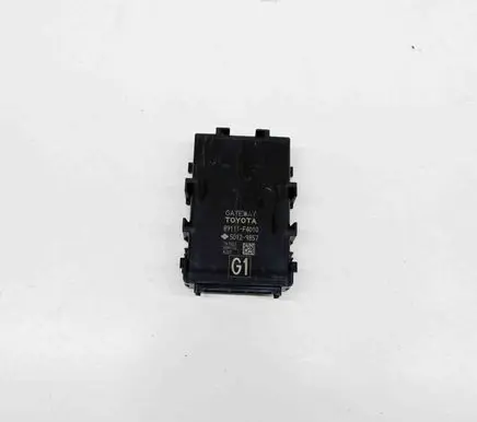 Toyota C-HR I Gateway control module 89111F4010 50129857