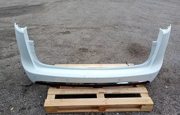 Chrysler Pacifica Rear bumper ZDE345