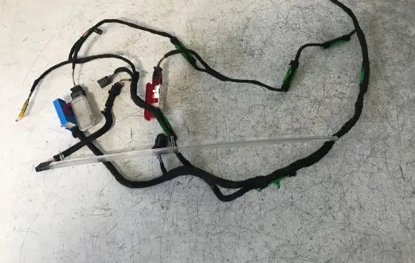 Audi A6 S6 C6 4F Front door interior light 4F0919173A