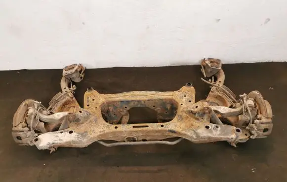 Nissan Qashqai Rear axle beam 