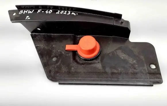 BMW 1 F40 Battery box tray cover/lid 7290719