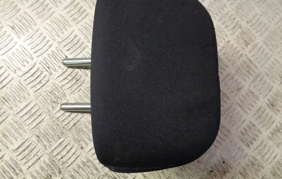 Nissan Pulsar Rear seat headrest 