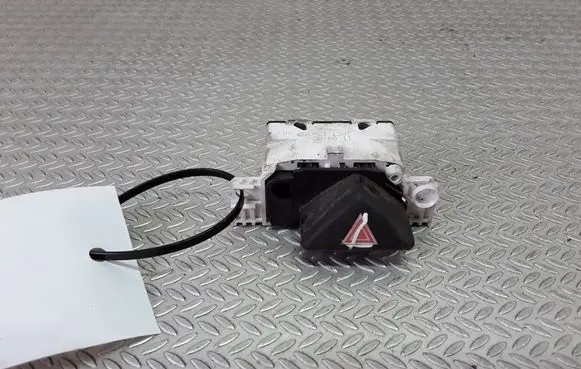 Ford Focus Hazard light switch 2M5T13A350AA