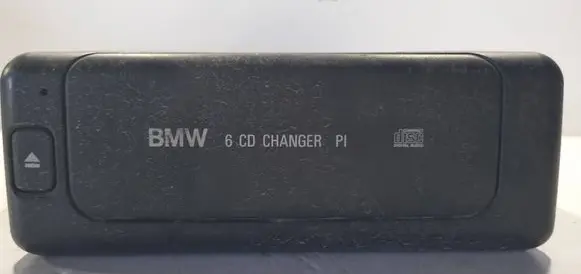 BMW 7 E38 CD/DVD changer 8375537 0000511 P12086W0000511
