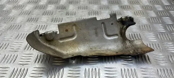 Porsche Cayenne (92A) Heat shield in engine bay 06E253036P