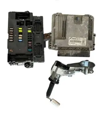 Iveco Daily 6th gen Engine control unit/module 0281030169 5801557345
