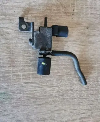 Honda CR-V Turbo solenoid valve