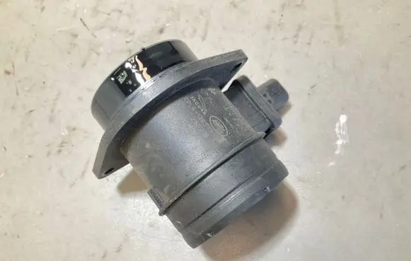 Land Rover Range Rover Sport L494 Mass air flow meter CPLA12B579