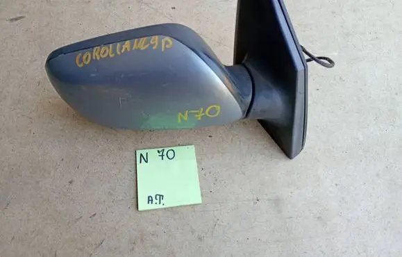 Toyota Corolla Verso E110 Front door electric wing mirror 5989856