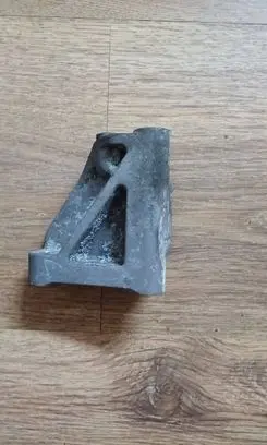 Honda Civic Engine mounting bracket
