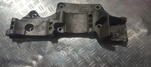 Volkswagen Golf IV Engine mounting bracket 06a903143p