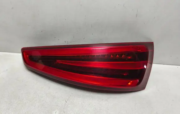 Audi Q3 8U Tailgate rear/tail lights 8U0945094H