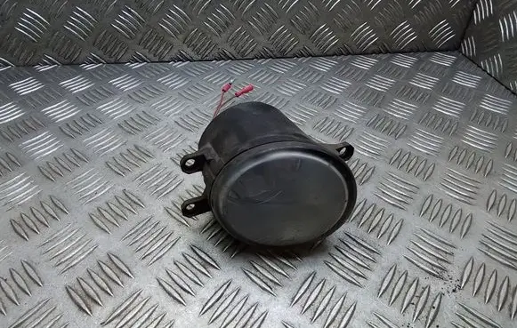 Toyota Avensis T250 Front fog light 89210656