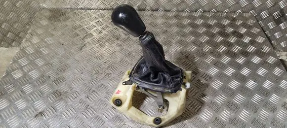 Hyundai Matrix Gear shifter/selector 4373017XXX