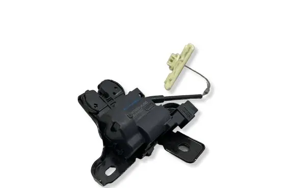 Ford Fusion II Tailgate/trunk/boot lock/catch/latch DS73F43282AD