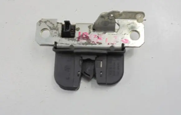 Seat Ibiza III (6L) Tailgate/trunk/boot lock/catch/latch 6L6827505A