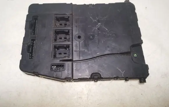 Renault Megane II Comfort/convenience module 8200306434