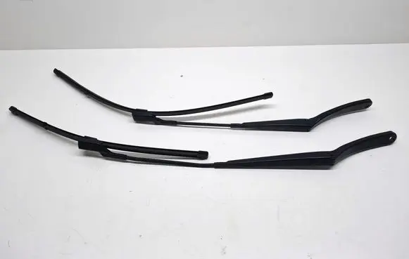 Ford Focus Front wiper blade arm JX7B17526AB
