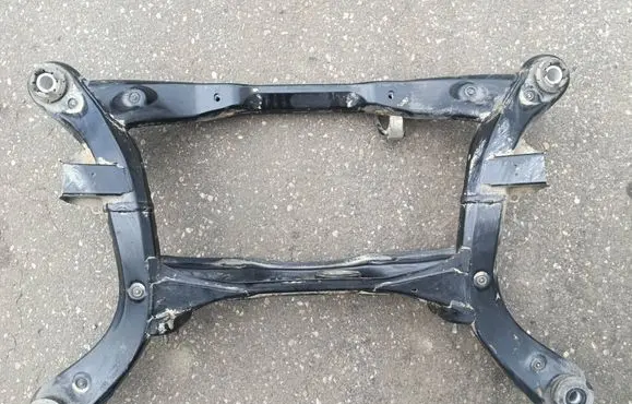 Toyota Highlander XU70 Rear subframe