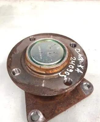 Opel Mokka B Rear wheel hub 9822539980
