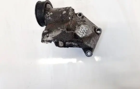 Ford Focus Engine mounting bracket 98MF3C631CD 98MF-3C631-CD