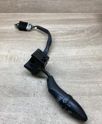 Hyundai Elantra Wiper control stalk 