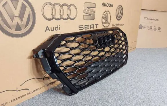 Audi Q3 F3 Front bumper upper radiator grill 83F853651BCKA 83F853651B