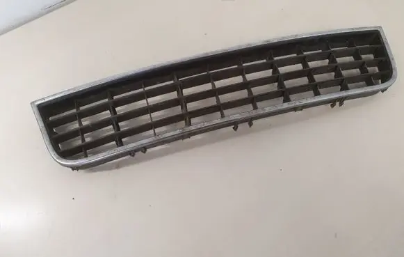 Audi A6 S6 C5 4B Front bumper lower grill 4B0807683L