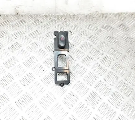 Mitsubishi Pajero Sport I Hazard light switch MR117578