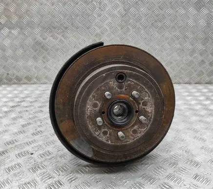 Toyota GT 86 Rear wheel hub SU00300784