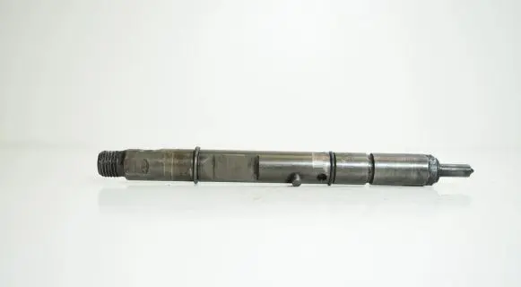 Audi A4 S4 B5 8D Fuel injector 059130201AE