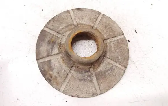 Opel Astra H Front coil spring rubber mount 90538496