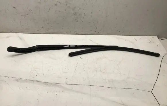 Audi A6 S6 C6 4F Front wiper blade arm 4F1955410
