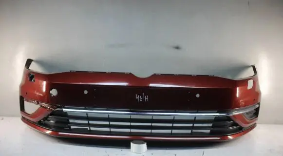 Volkswagen Golf VII Front bumper