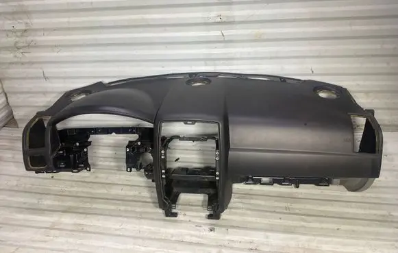 Chrysler 300 - 300C Dashboard 1054150AA