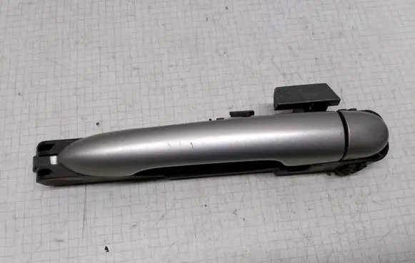 Nissan Primera Rear door exterior handle 80611AV600