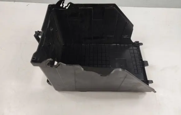 Battery box tray
