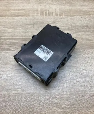 Toyota Prius (XW30) Gearbox control unit/module 8953576011 0791005780